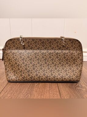 DKNY Monogram Chain Strap Shoulder Bag - Classic Chic